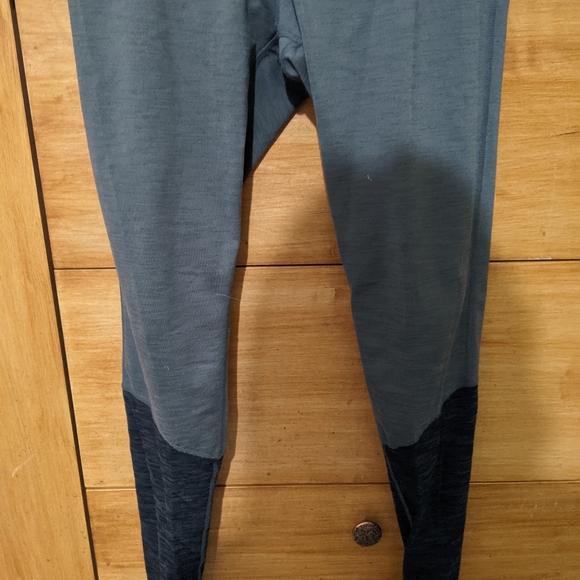 Prana/Manduka High Waste leggings - Picture 2 of 4